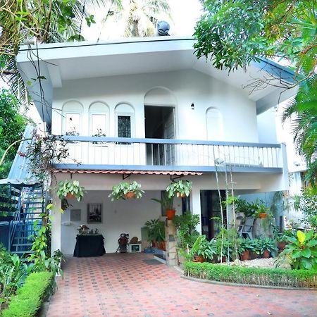Sandra'S Home Kochi Exterior foto